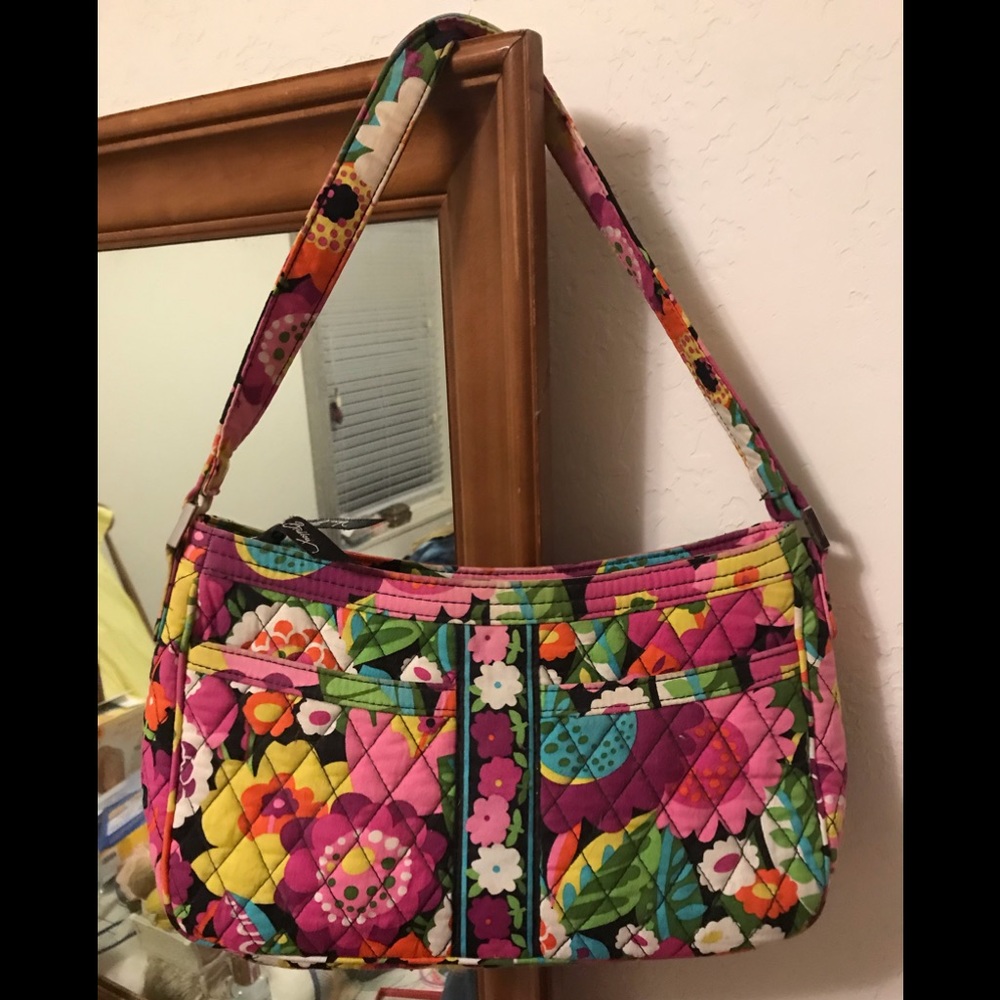 *SOLD*Vera Bradley VaVa Bloom Shoulder Bag LikeNew